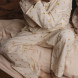 Pyjama mit runden Nackenblüten Safran - 2 Jahre